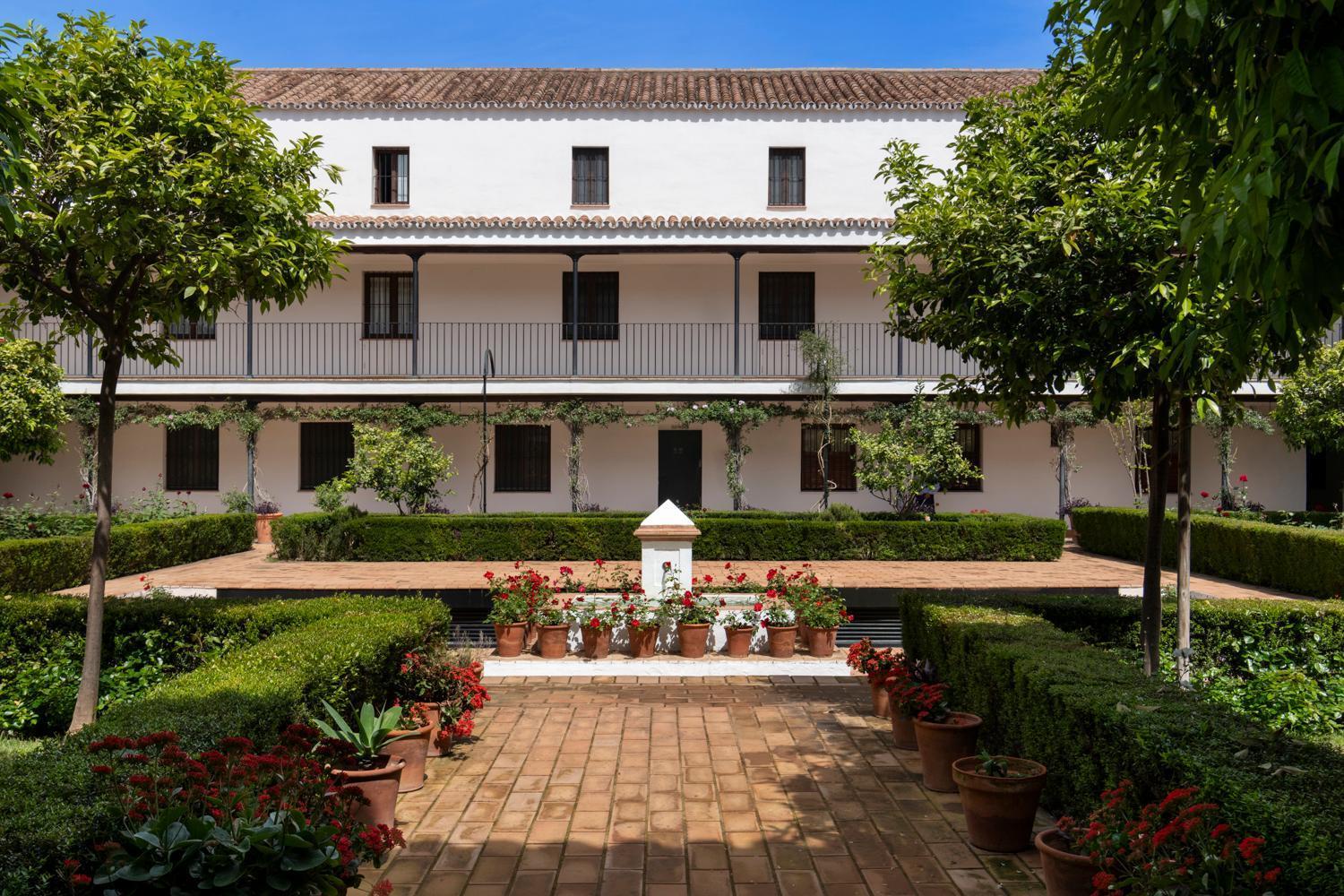 Magno Apartments San Laureano - Private Parking Included Севилья Экстерьер фото
